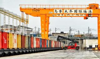 联通万里的钢铁驼队指的是 联通万里的钢铁驼队指的是